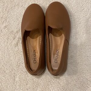 Charix Classic Tan Slip Ons Women’s Size 38